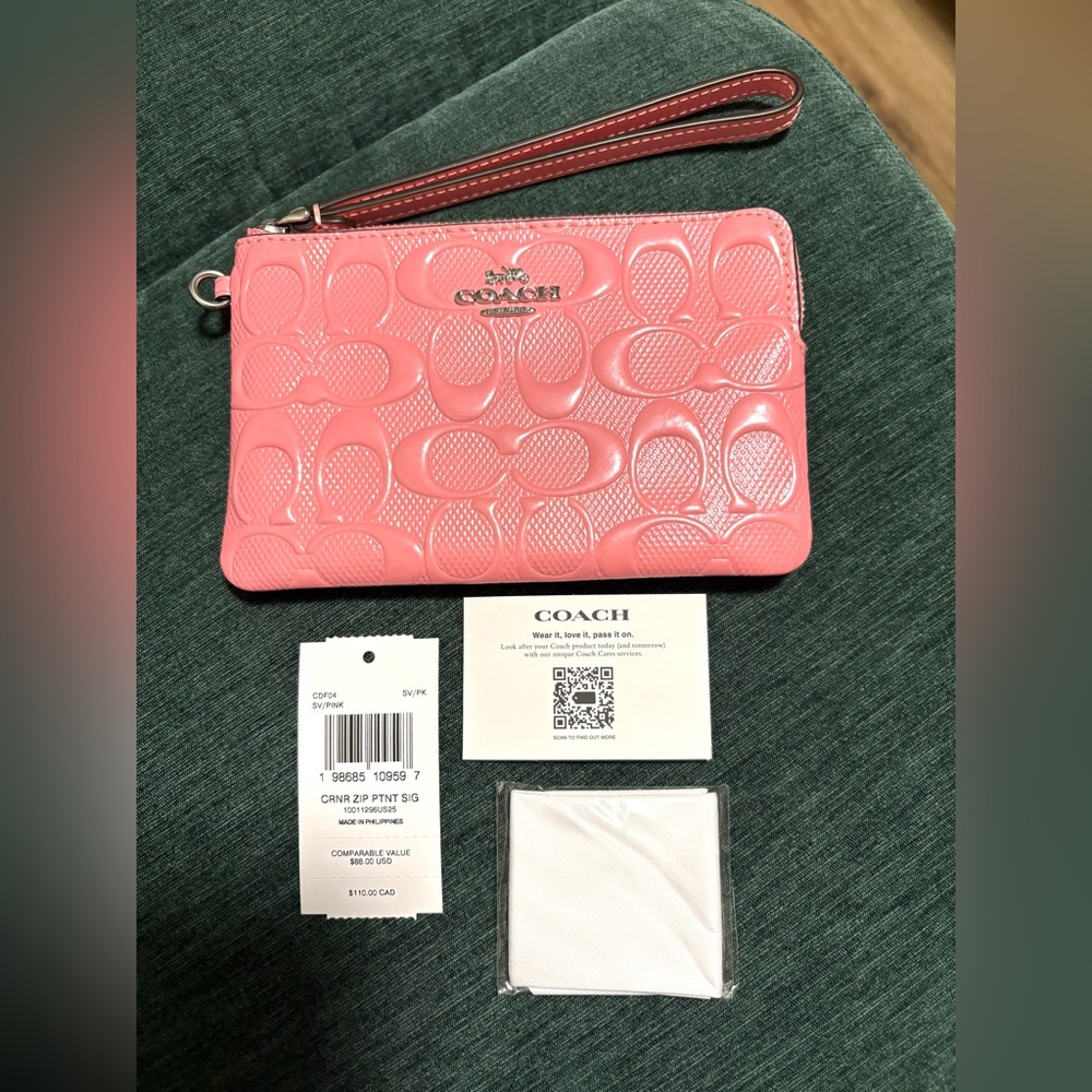 NWT Coach Wristlet Wallet With Strap, New, Pink